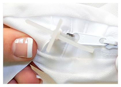 détails housse anti punaise de lit